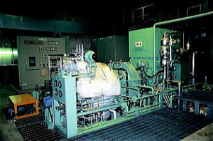 蒸気タービン発電機(クリーンセンター) クリーンセンターの蒸気タービン発電機